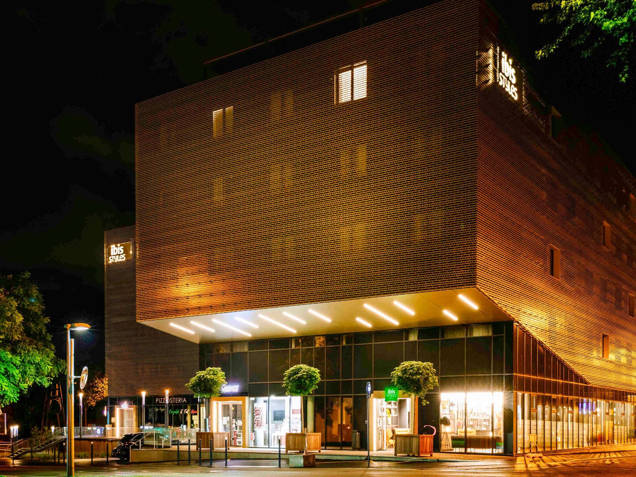 Hôtel & Tourisme